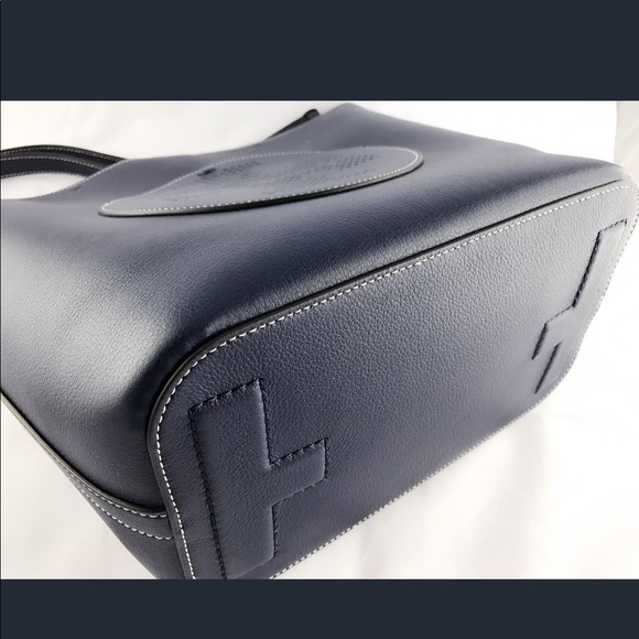 NWT Tory Burch Perforated Logo Hobo Tote Handbag - Picture 6 of 8